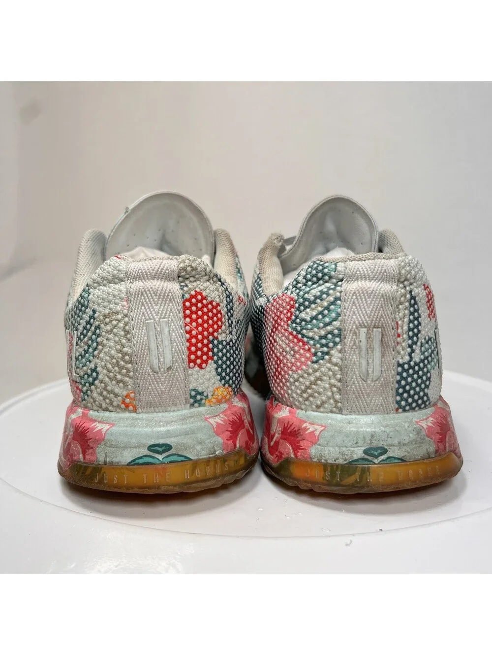 NOBULL Outwork Edge training sneakers in the Tropical Sky Women’s Sz 8.5 Floral
